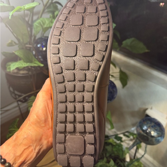 Perry Ellis Brown Faux Leather Men's  Slip-On Driver Loafers - Picture 12 of 12